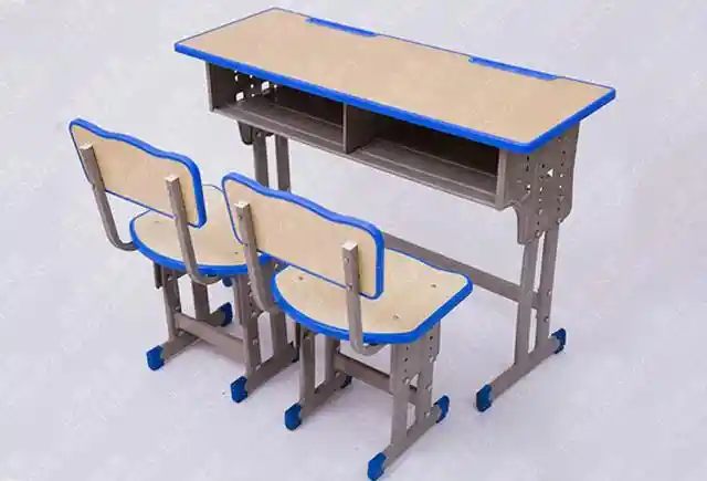 鱼骨式桌椅定制：为多场景空间提供个性化家具解决方案