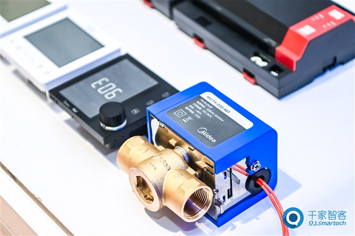 美的楼宇科技美控智慧建筑荣获双项大奖， 以创新之力重塑低碳可持续智慧空间