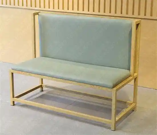 儿童阅读区规划：个性化卡座高度设定